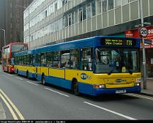 Metrobus_330_George_Street_Croydon_2004-05-26