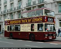 The_Big_Bus_Company_MB4676_Marble_Arch_London_2004-05-24