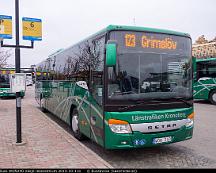 Grimslovsbuss_WON240_Vaxjo_resecentrum_2013-10-11b