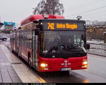 Keolis_7115_Huddinge_centrum_2013-12-06