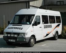Suderbuss_GMF406_Hemse_busstation_2004-08-26