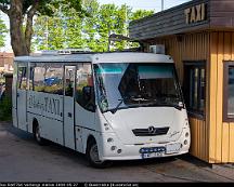 Varbergs_Taxi_SWF760_Varbergs_station_2009-05-27