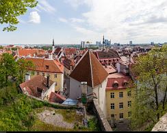 Utsikt_fran_Kohtuotsa_vaateplats_Tallinn_2019-05-21-1-Pano